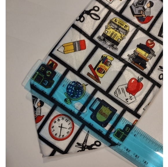 Steven Harris handmade school theme necktie - Picture 4 of 11